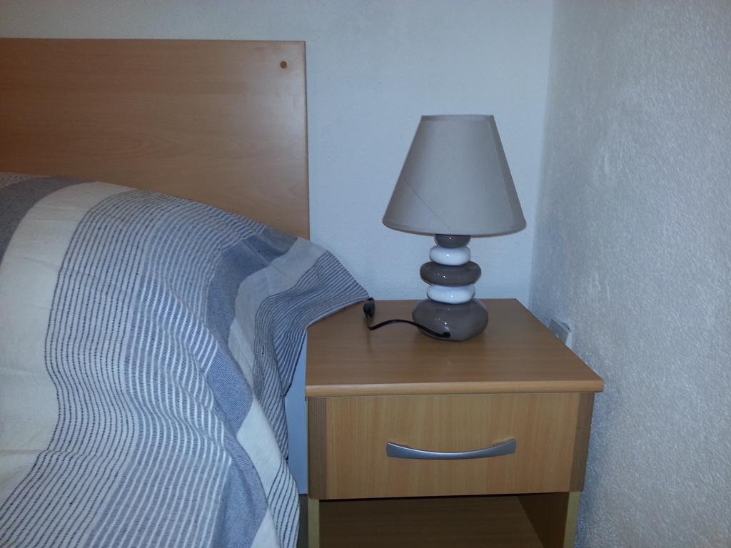 New Studio Apartments Trlaja Šibenik Szoba fotó