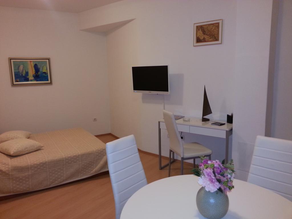 New Studio Apartments Trlaja Šibenik Szoba fotó