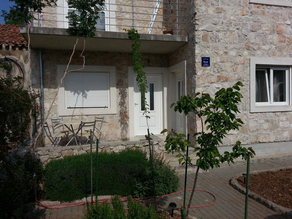 New Studio Apartments Trlaja Šibenik Szoba fotó