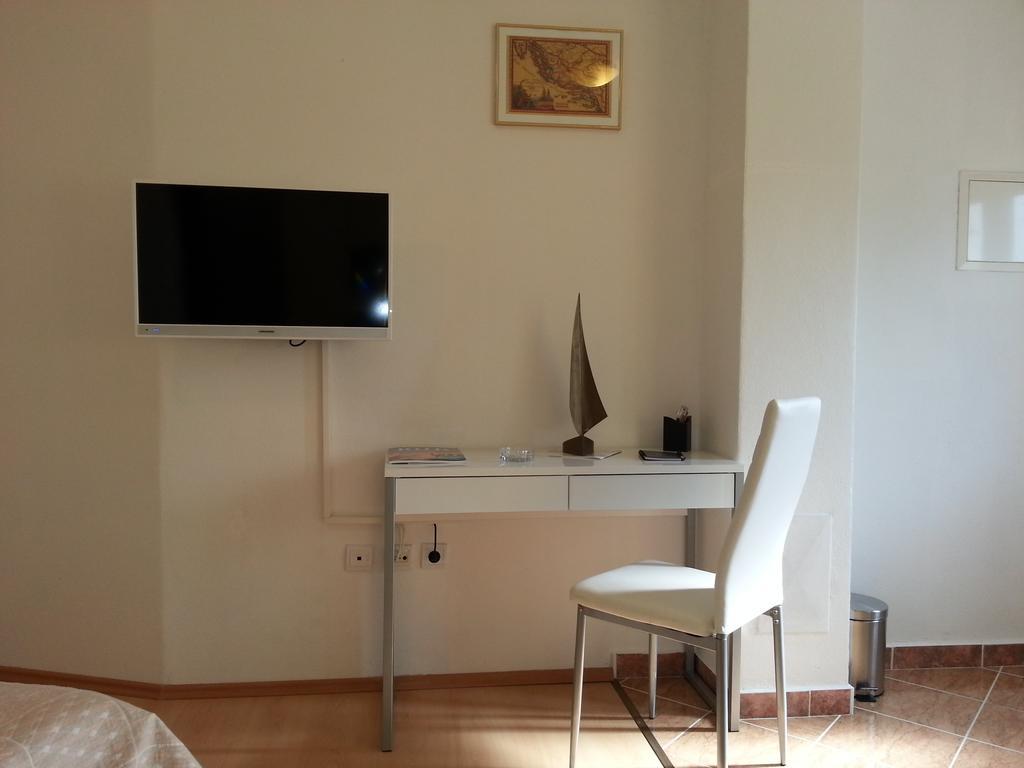 New Studio Apartments Trlaja Šibenik Szoba fotó